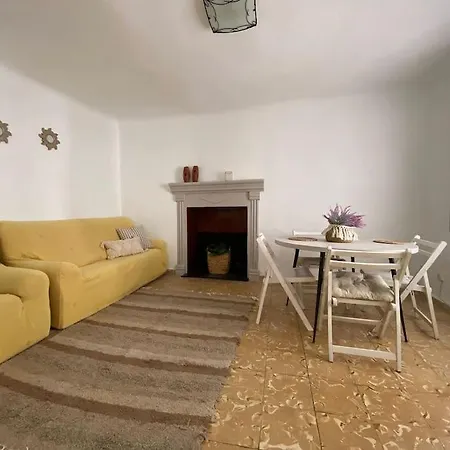 Vivienda Rural El Cerro بيت للعطل *